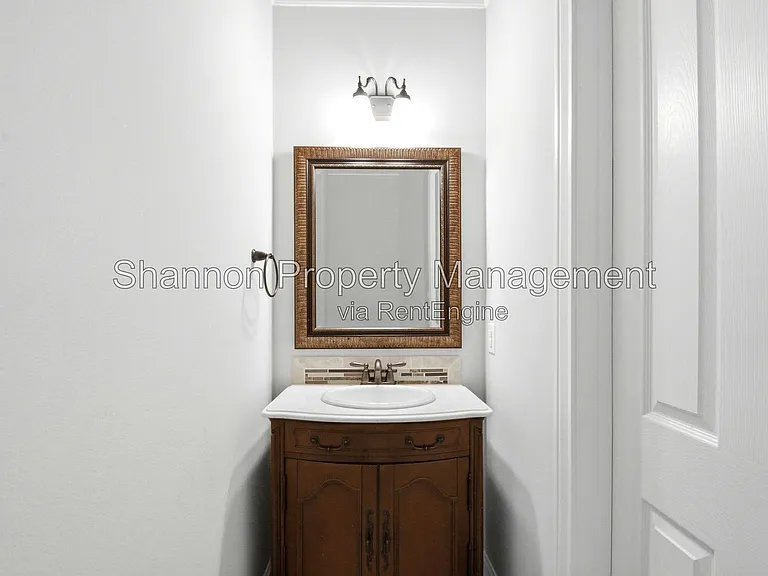 5642 Petty St #A — Photo 21