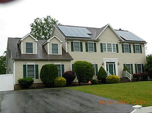 2nd image of 13 Willow Ave