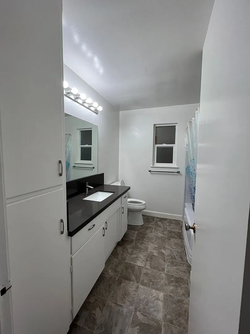 435 Ocean View Ave. — Photo 4