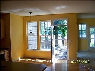 4th image of 29720 Springwood Dr