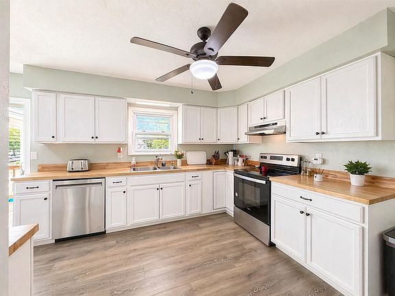 4th image of 112 Beech Ave