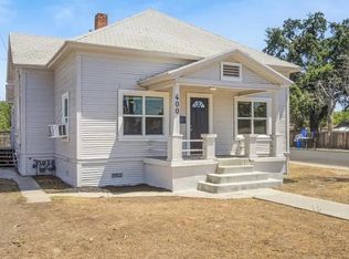 400 W Cameron St, Hanford, CA 93230