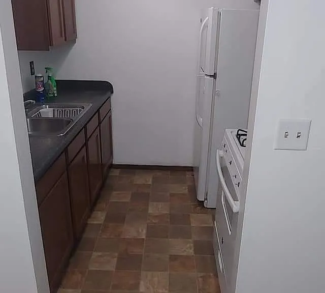 1026 S 33rd St #3 — Photo 2