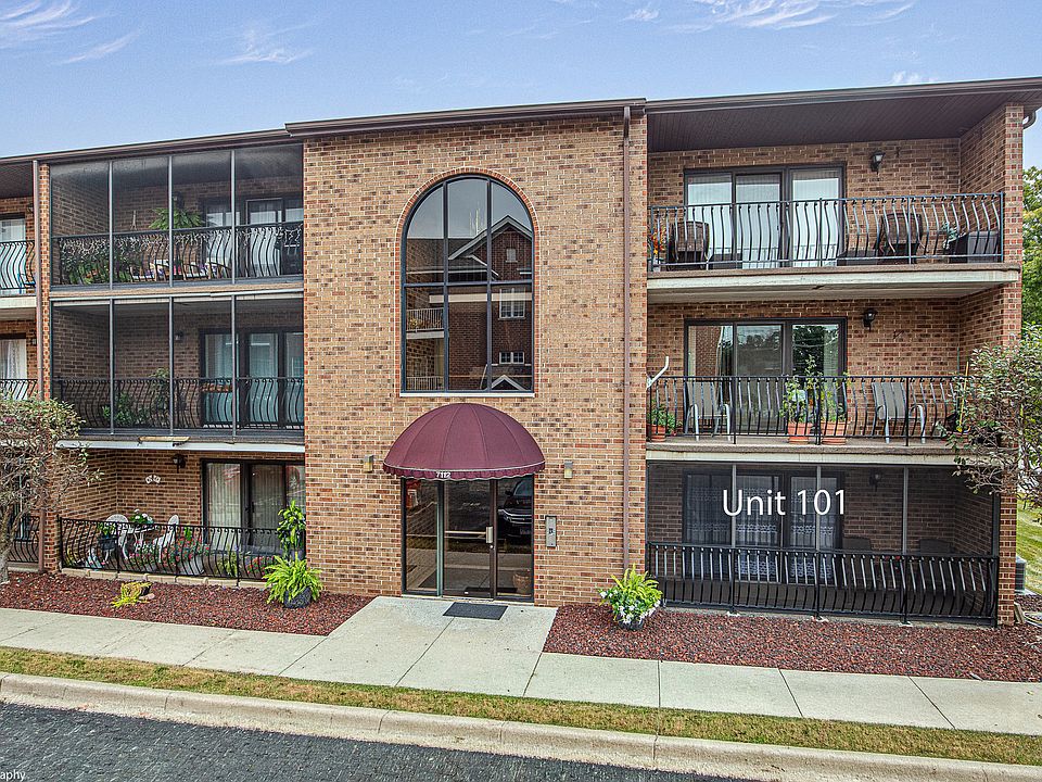 1st image of 7112 W 108th St APT 101