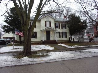 117 E 3rd St, Sandwich, IL 60548