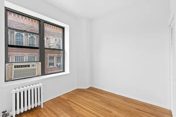 Rented by Compass | media 8