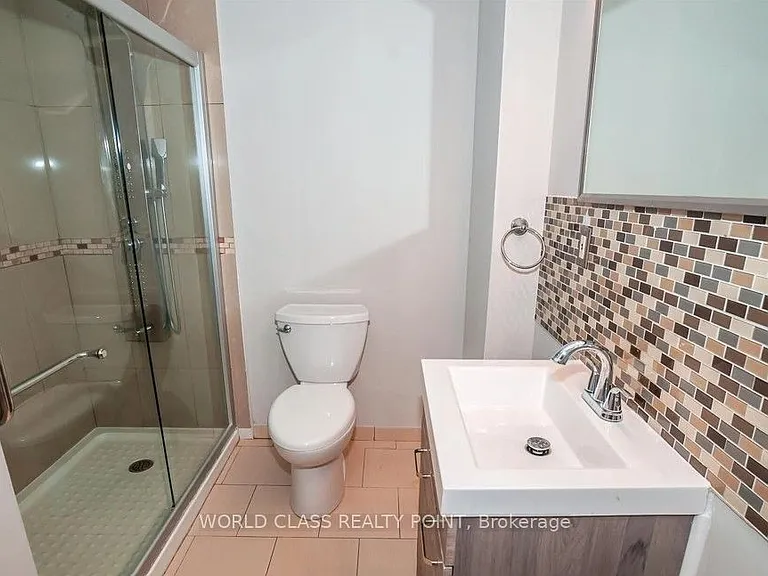 1 McIntosh St — Photo 14