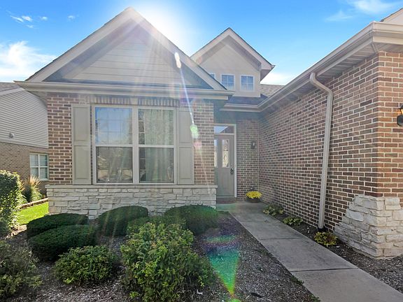 3rd image of 9937 Settlers Court St