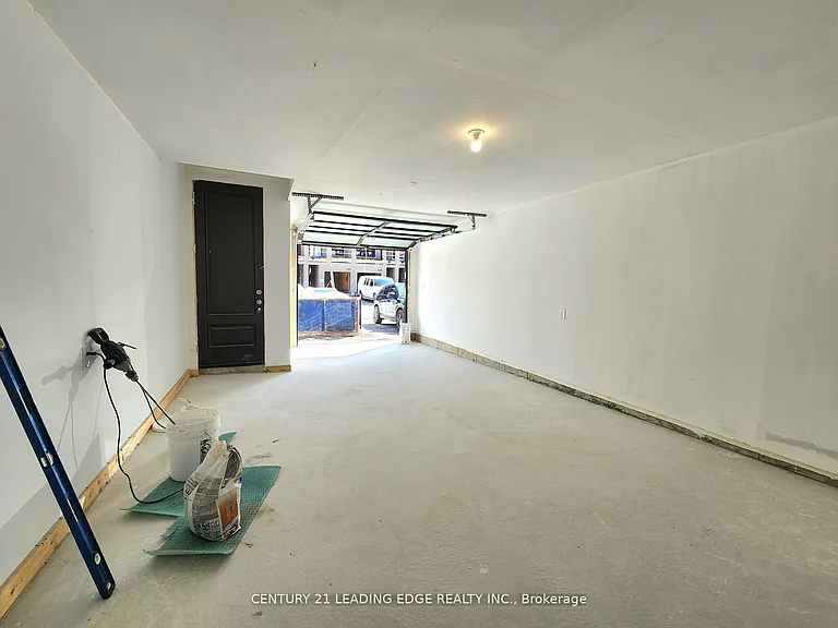 109 Stauffer Cres — Photo 18