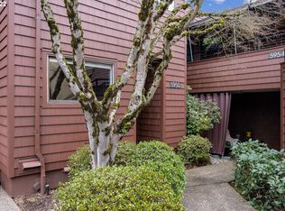 5950 S Riveridge Ln, Portland, OR 97239