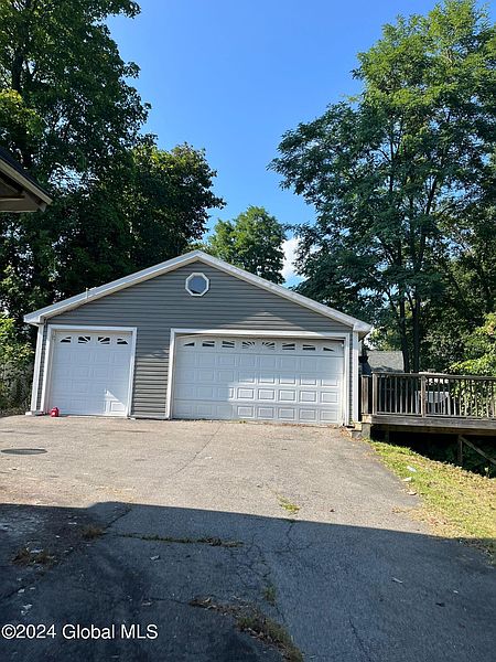 5th image of 48 Crescent Avenue