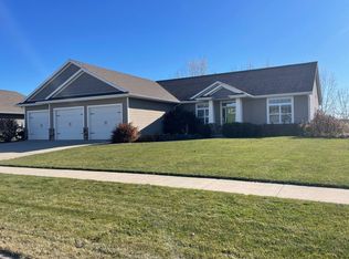 1875 Wizard Way, De Pere, WI 54115