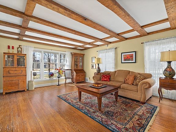 5th image of 791 Woodland Rd