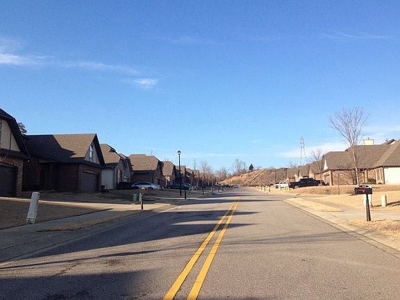 5th image of 4443 Sierra Ln