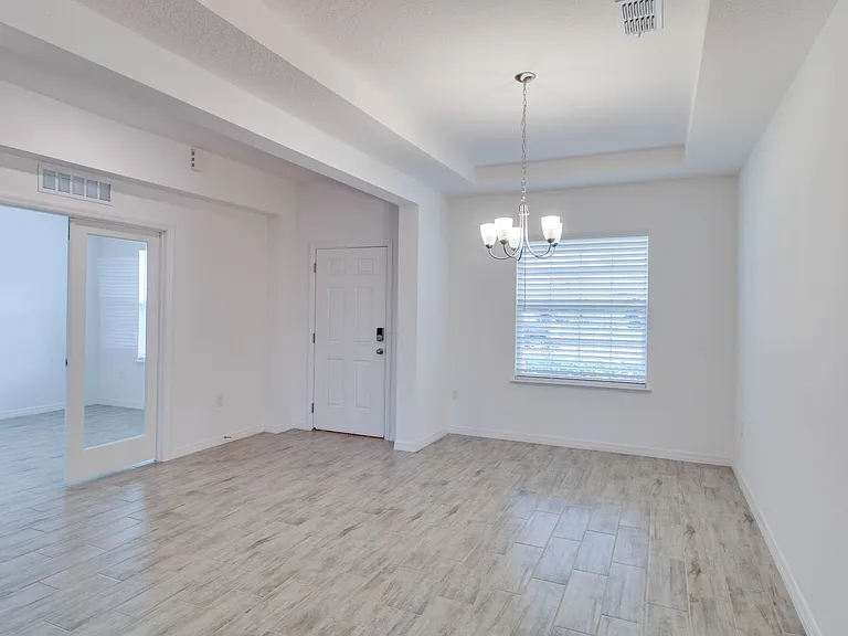 2525 Carriage Pointe Loop — Photo 3