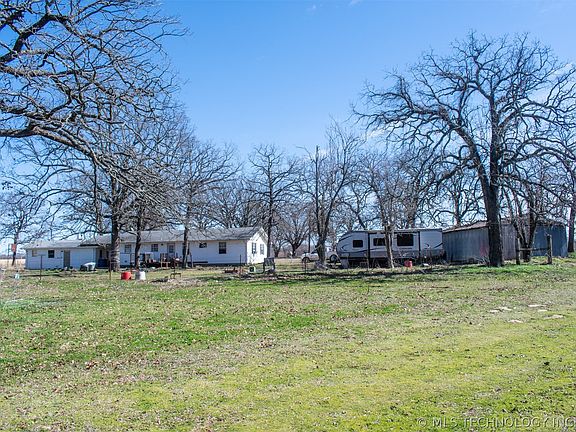 2nd image of 10174 N Sandridge Rd