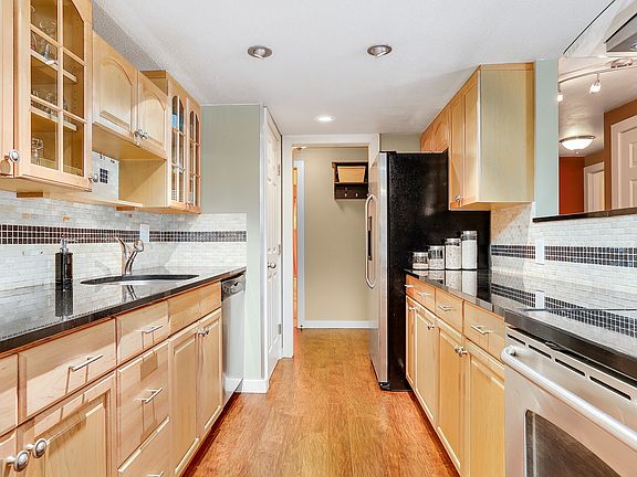 4th image of 1250 Taylor Ave N APT 102