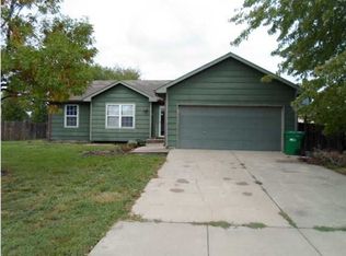 624 W Fieldstone St, Valley Center, KS 67147
