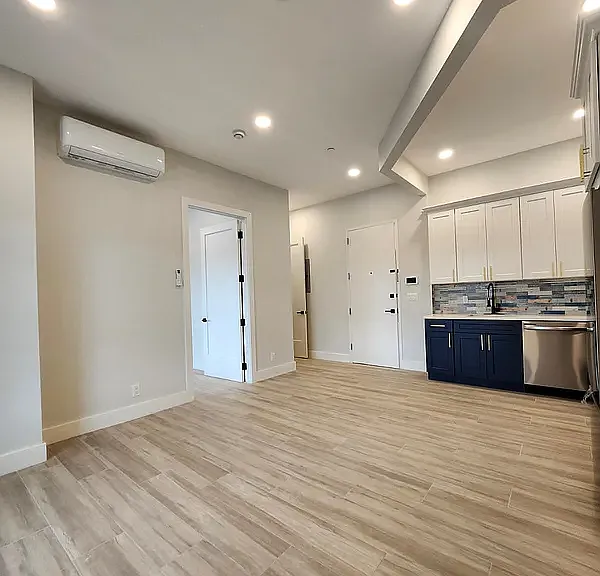 32-62 83rd St #3P — Photo 2