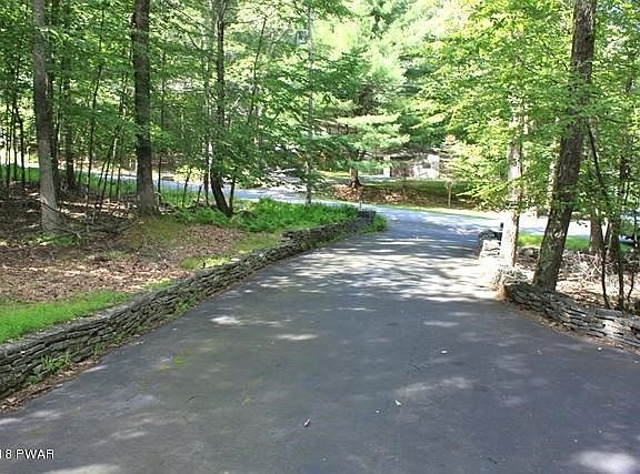 4a  Paved driveway with stone border