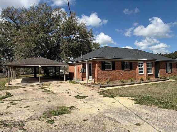 3rd image of 8770 McCollough Rd