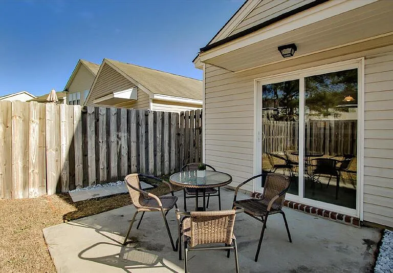 11 Summer Lake Way — Photo 20