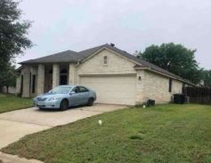 1st image of 804 Coastal Dr
