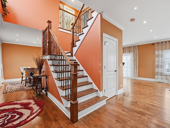 3rd image of 1065 Rosefield Ln
