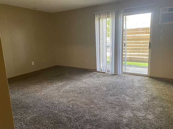 3rd image of 4370 Maricopa Dr #10608774