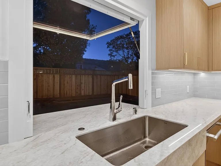 1347 Marlin Ave — Photo 19