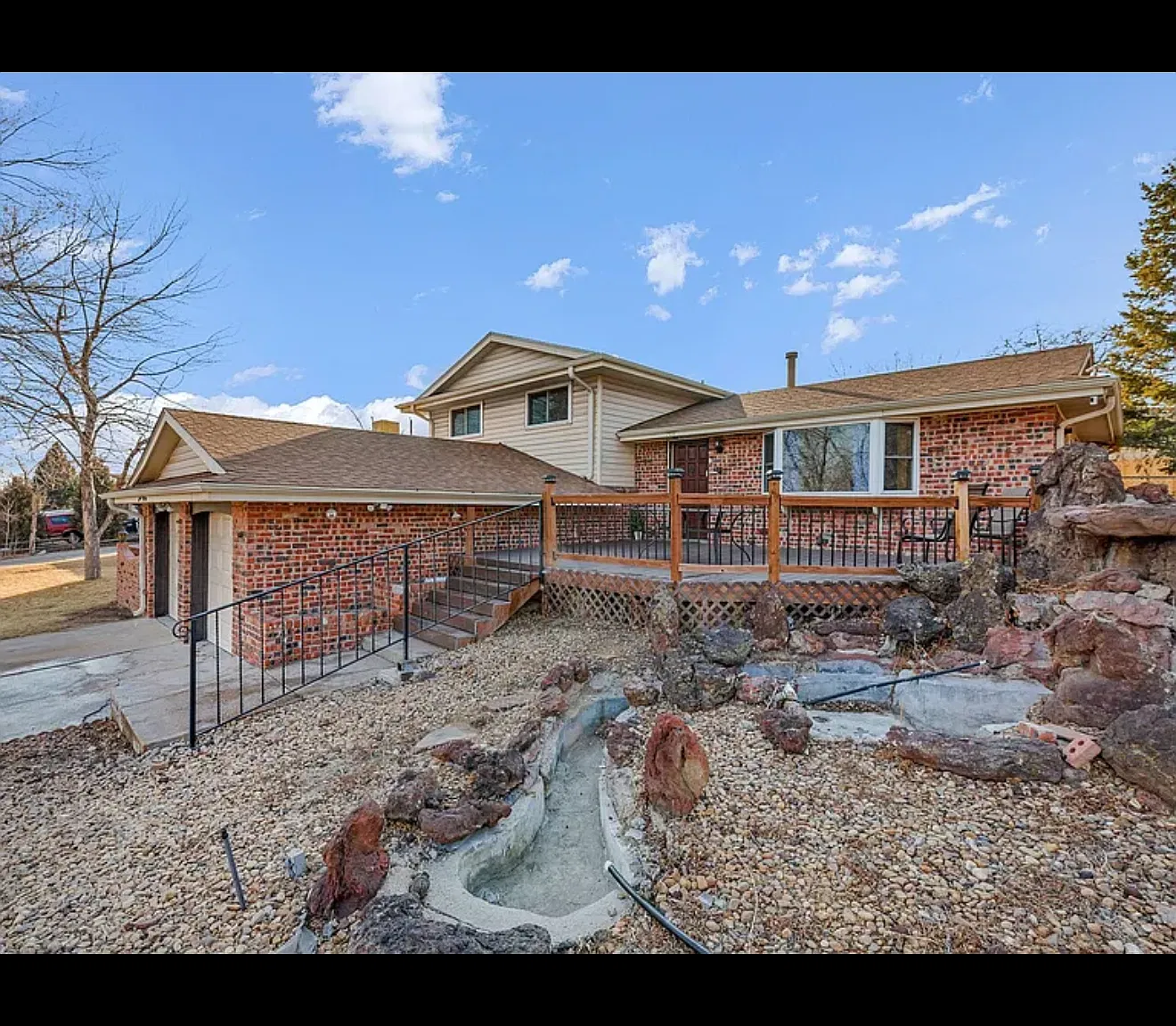 4 bed, 1606 sqft, $3,275 — Photo 1