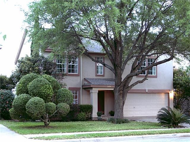 Front view of home.