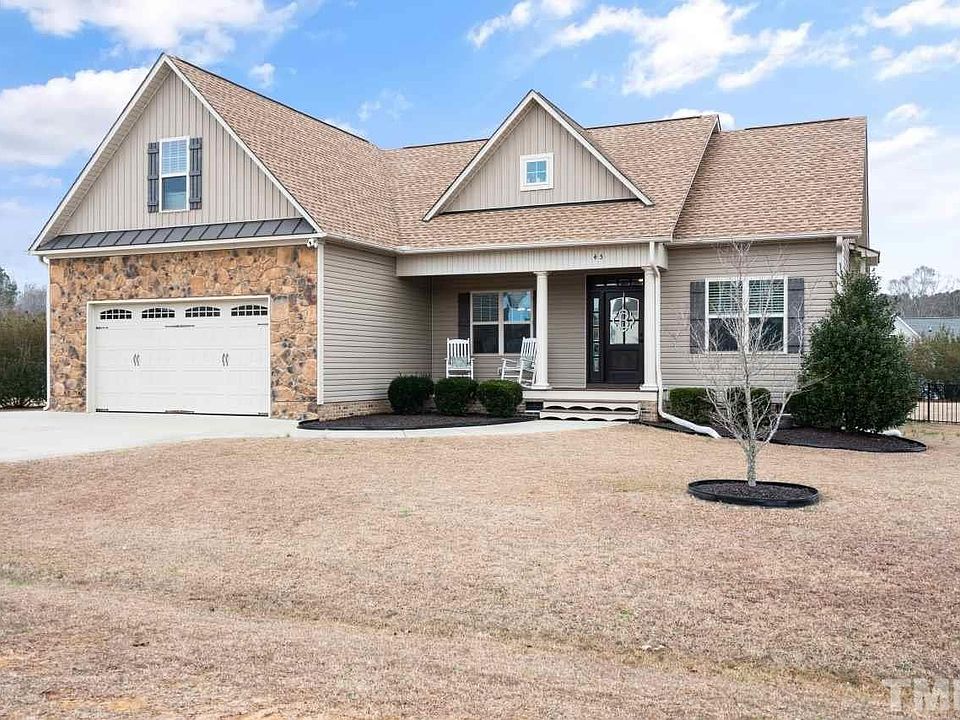 1st image of 45 Smithsanders Ct