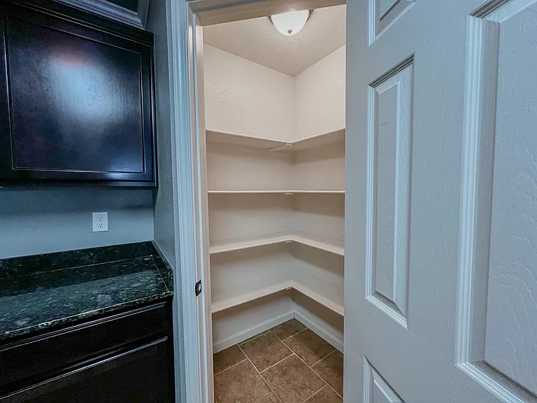 74 Earnhardt Cir — Photo 8
