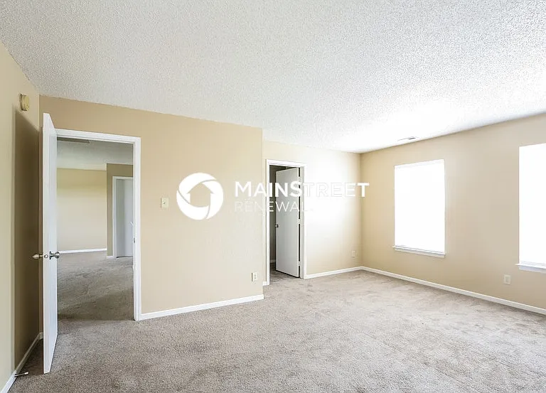 2114 Summer Breeze Way — Photo 9