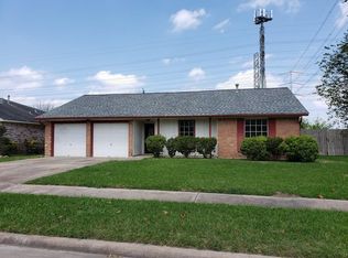 4243 Bermuda Dr, Pasadena, TX 77503