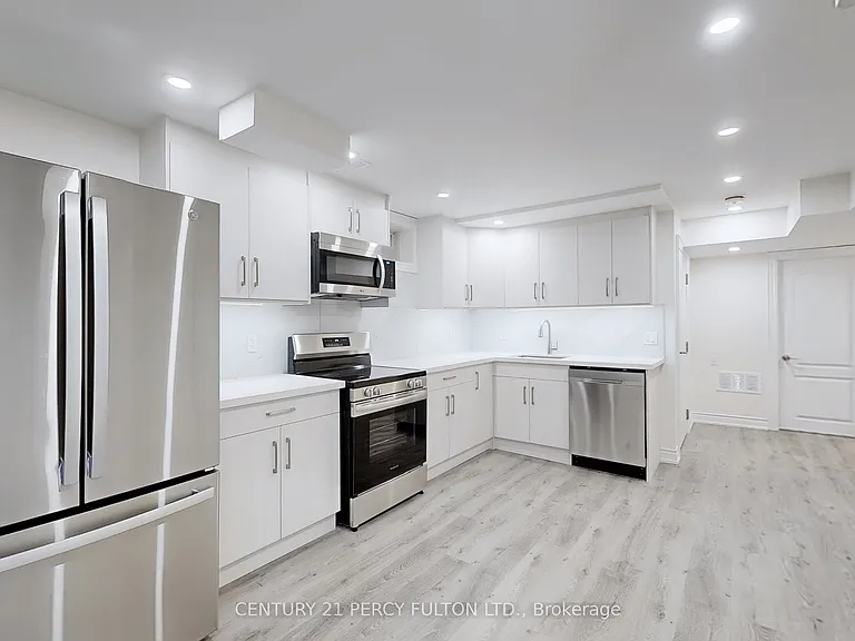47 Sapphire Dr #BASEMENT — Photo 4