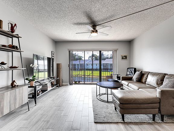 2nd image of 3606 Alder Drive #G2