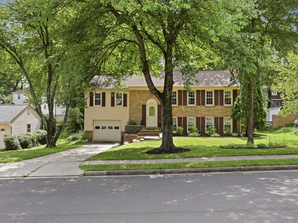8747 Arley Dr, Springfield, VA 22153