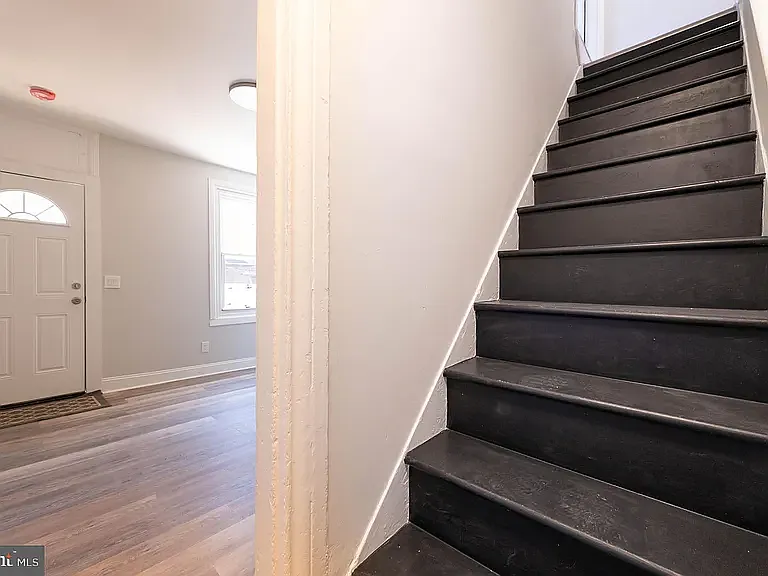 545 Barbadoes St — Photo 6