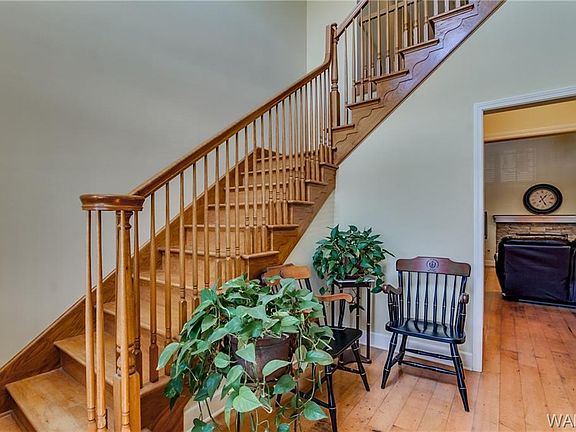 4th image of 11327 Kensington Ln