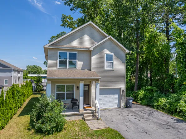 170 Jefferson St, Saratoga Springs, NY 12866
