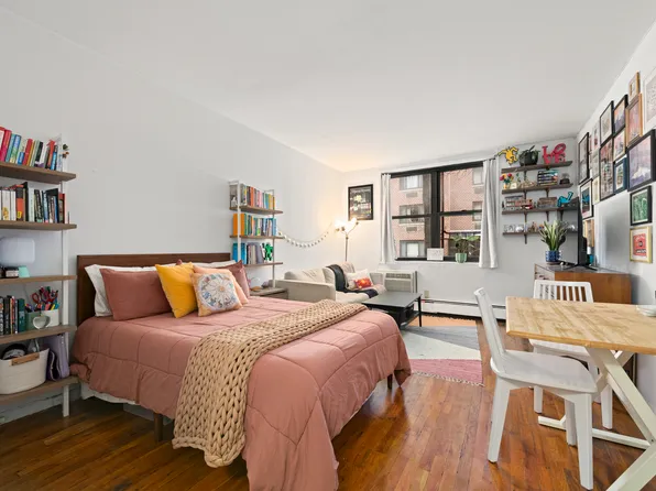 229 East 29th Street image 1 of 6