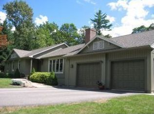 6 Adams Cir, Durham, NH 03824