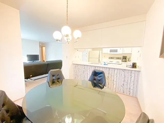 4727 Ravenna Ave NE #401 — Photo 17