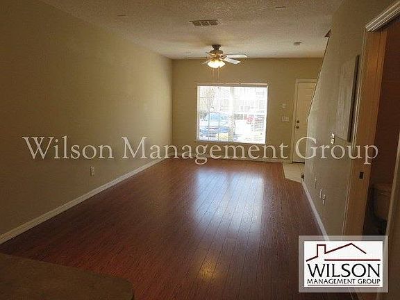 3rd image of 538 Wilton Cir
