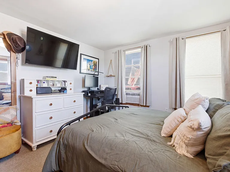 26 Saint Martin St #B — Photo 13