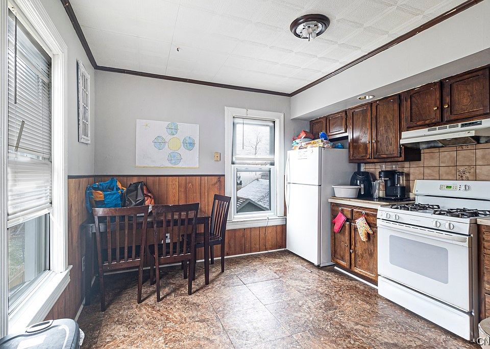 343 Lenox Ave, Oneida, NY 13421 Zillow