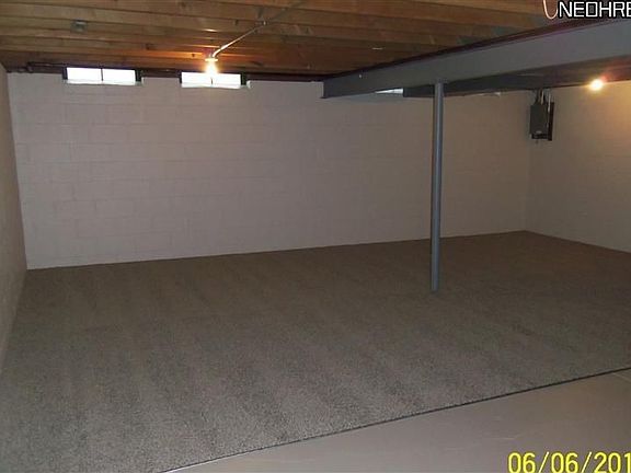 5th image of 89 Santin Cir