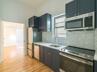 181 Meserole Ave APT 1R, Brooklyn, NY 11222